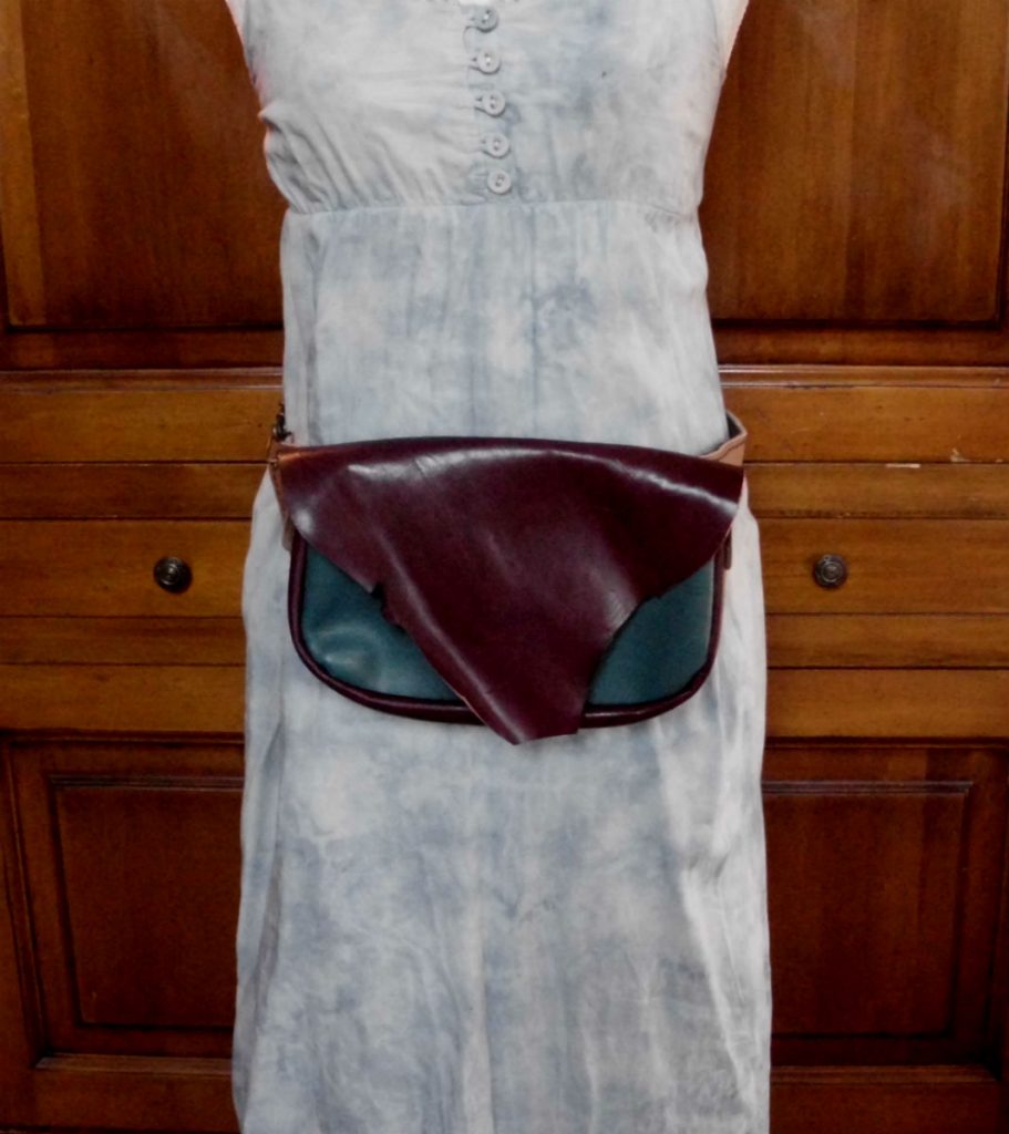 Grand Cartable Vintage En Cuir De Chèvre Naturel