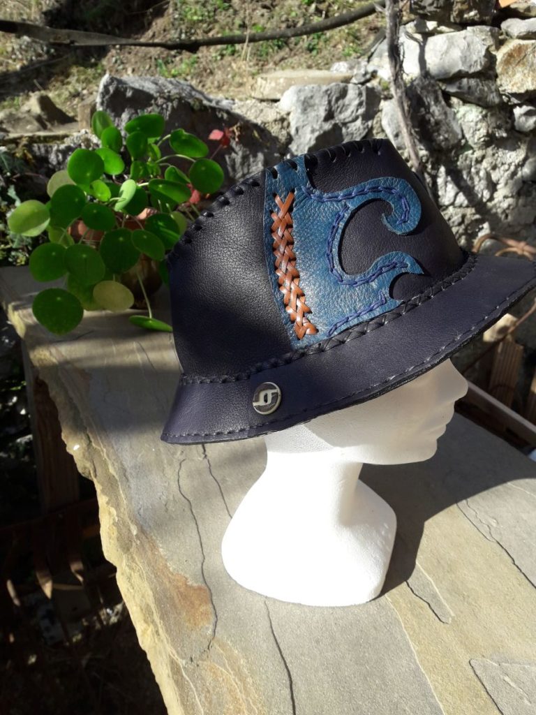 chapeau-cuir