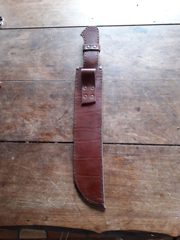 etui-couteau-ceinture-cuir