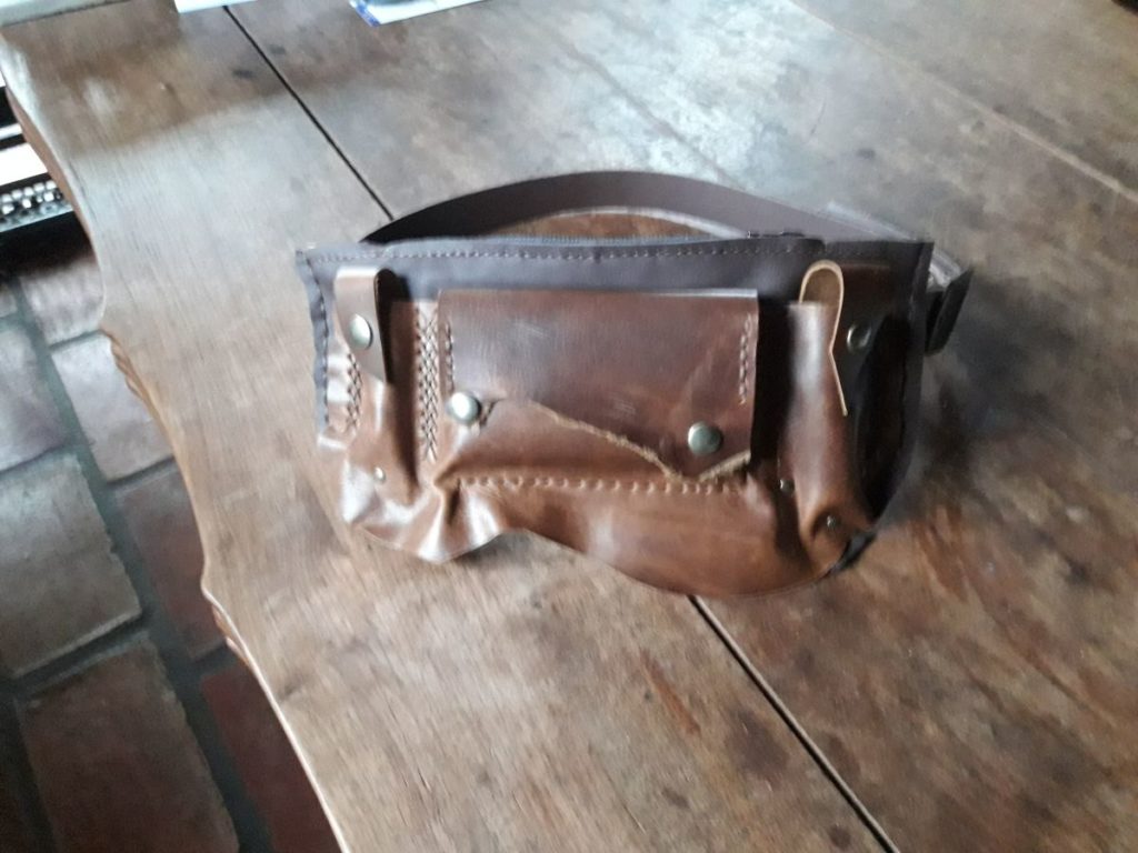 sacoche ceinture cuir